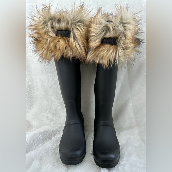 Hunter Tall Boots with Faux Fur Socks - Picture 1 of 16